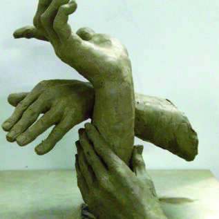 塑像　手　現役生